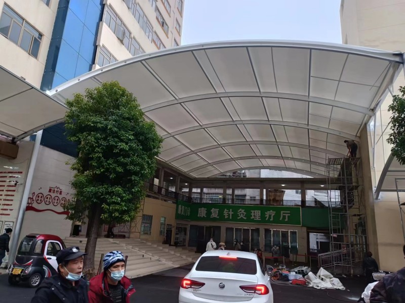 2026攀枝花膜结构车棚选哪家?源头厂家定制汽车充电桩停车棚-2